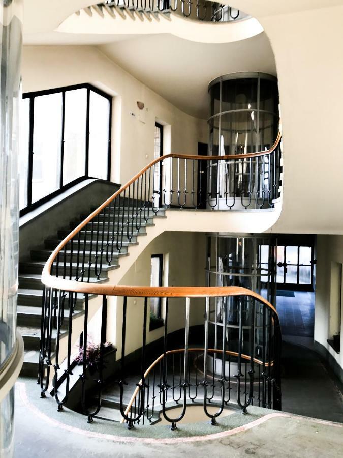 Spacious Bauhaus Icon Flat With Fitness Room In Central Buda, Close To The River And Margaret Island Budapeşte Dış mekan fotoğraf